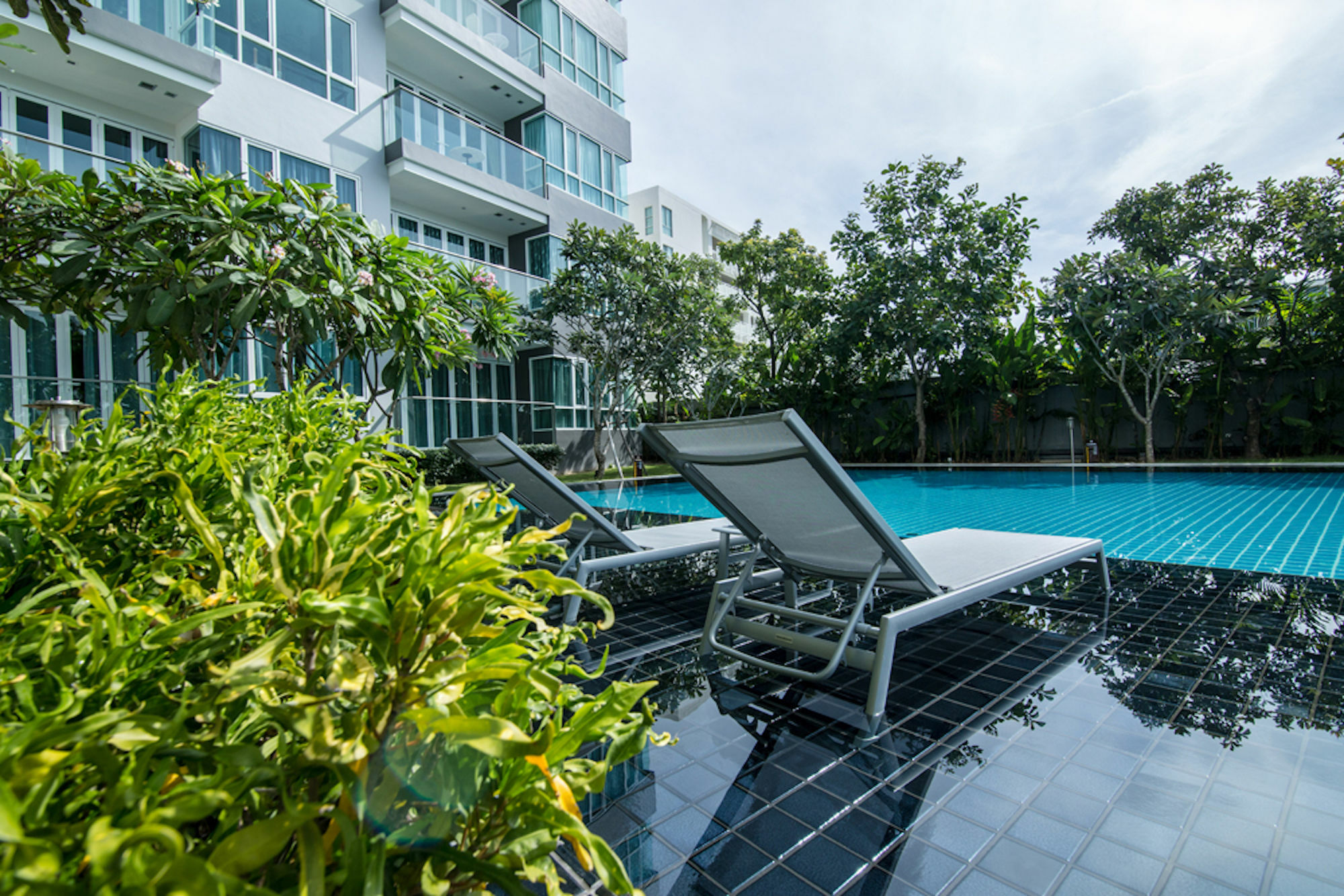 First Choice Grand Sha Extra Leilighet Hua Hin